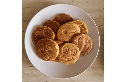 Panvica na lievance s úsmevmi - 26 cm