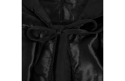 Dlhý plášť s kapucňou