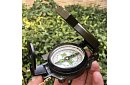 Vojenský kompas