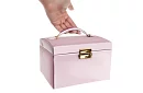 Elegantná šperkovnica – ružová s zámkom a saténovým povrchom