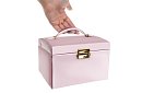 Elegantná šperkovnica – ružová s zámkom a saténovým povrchom