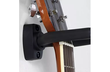 Držiak na gitaru – univerzálny pre strunové nástroje