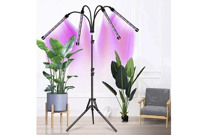 LED lampa pre rast rastlín Quattro – s časovačom a diaľkovým ovládaním