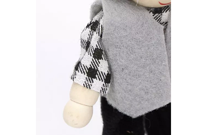 Drevené bábiky do detského domčeka – 7 ks