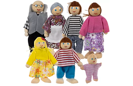 Drevené bábiky do detského domčeka – 7 ks