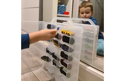 Plastový kufr - organizér na autíčka