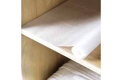 Protiskluzová podložka do šuplíků 300x50 cm