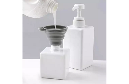 Univerzálny skladací silikónový lievik