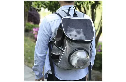 Cestovná fľaša na vodu pre psov s miskou na maškrty