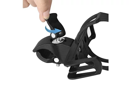 Univerzálny držiak na fľaše