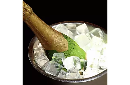 Zásobník na ľad 1,3 litra – vedro s viečkom a kliešťami