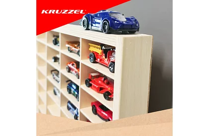 Drevená polička - organizér na autíčka - 90 priehradiek