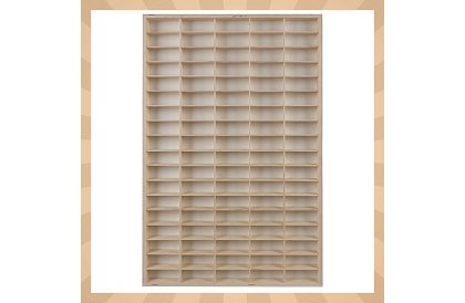 Drevená polička - organizér na autíčka - 90 priehradiek