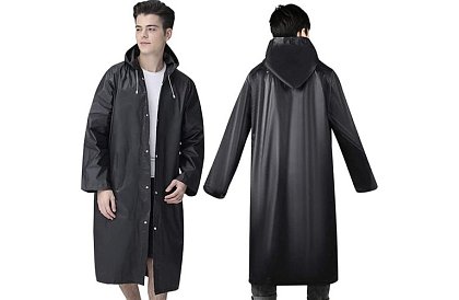 Silná čierna oversize pláštenka