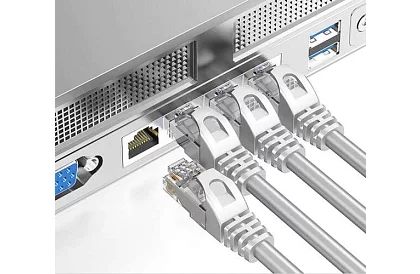 Sieťový LAN kábel RJ45 pre počítače a zariadenia - 30 metrov