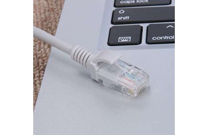 Sieťový LAN kábel RJ45 pre počítače a zariadenia - 30 metrov