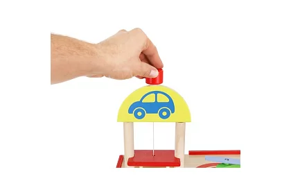 Drevené parkovisko – garáž pre deti