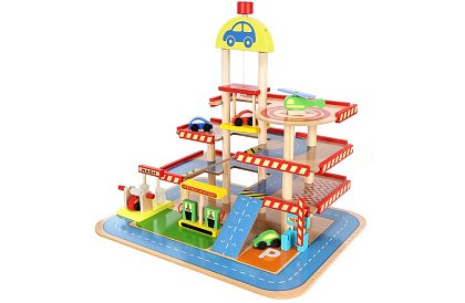 Drevené parkovisko – garáž pre deti