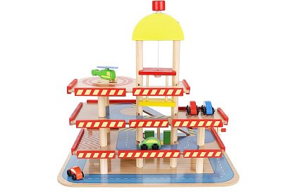 Drevené parkovisko – garáž pre deti