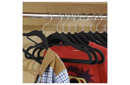 Sametové ramínka na oděvy - 20 ks - čierne