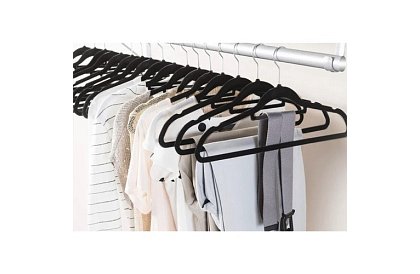 Sametové ramínka na oděvy - 20 ks - čierne