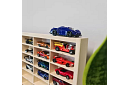 Drevená polička – organizér na autíčka – 80 priehradiek