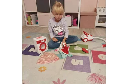 Sada domácich spotrebičov – žehlička, práčka, vysávač