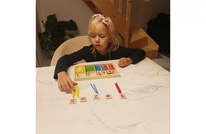 Drevené naučné matematické počítadlo