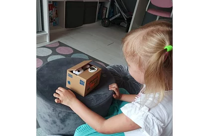 Automatická pokladnička - mačka zlodejka mincí