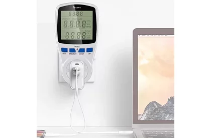 Digitálny LCD merací prístroj spotreby elektrickej energie