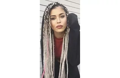 Syntetické ombre copy na vlasy – svetlá blond