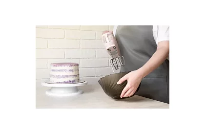 Otočný tanier na zdobenie torty + 3 stierky