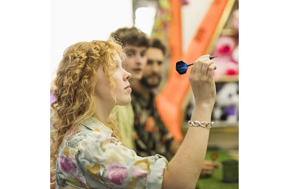 Sada šípok – 12 kusov + 100 hrotov