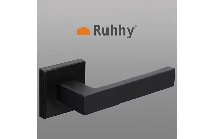 Dverové kovanie – kľučka čierna mat