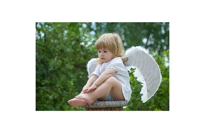 Andělský kostým s krídlami