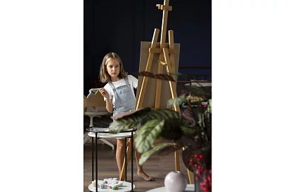 Drevený maliarsky stojan