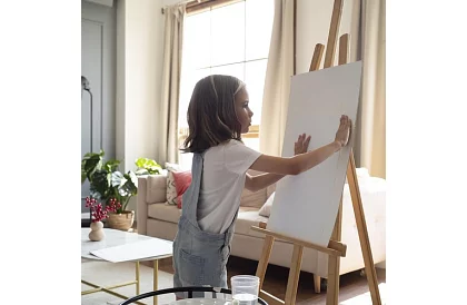 Drevený maliarsky stojan