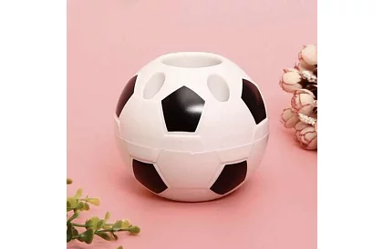 Stolný organizér na ceruzky - futbalová lopta