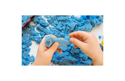 Tekutý kinetický piesok 2000 g - formičky a nafukovacie pieskovisko