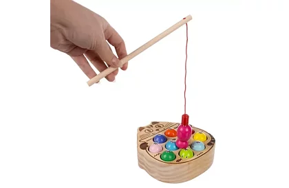 Drevená magnetická hra chytanie rybičiek