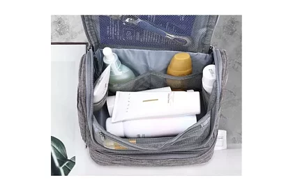 Cestovná kozmetická taška s pútkom na zavesenie