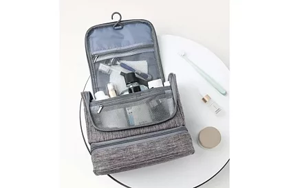 Cestovná kozmetická taška s pútkom na zavesenie