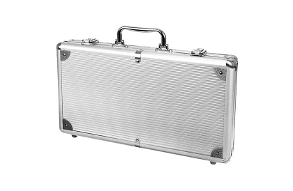 Kompletná pokerová sada - 300 žetónov v kufríku