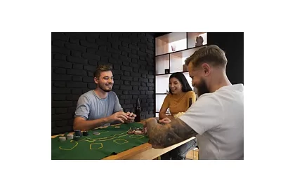 Kompletná Texas pokerová sada - 200 žetónov