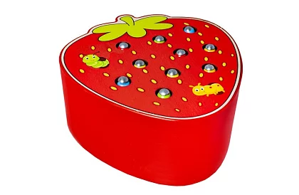 Drevená magnetická hra – jahoda