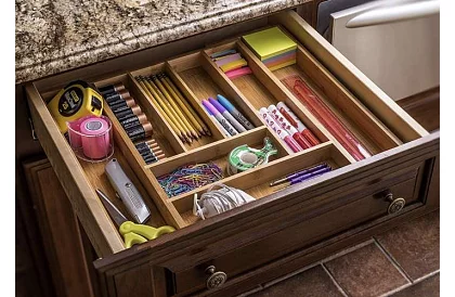 Bambusový organizér do zásuviek – príborník