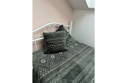 Mäkká teplá deka s obliečkami na vankúše - šedá