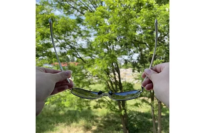 Polarizačné slnečné okuliare s puzdrom – čierne UV 400