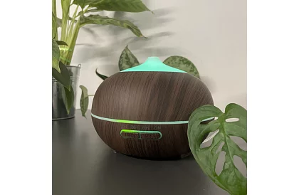 Aroma difuzér 4v1 s ionizátorom a LED lampou