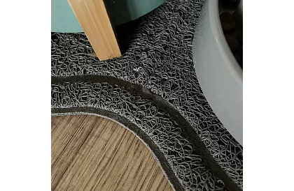 Dvojitá podložka pod misky